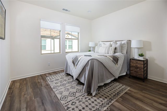 420 Coyote, Lake Forest, CA 92610