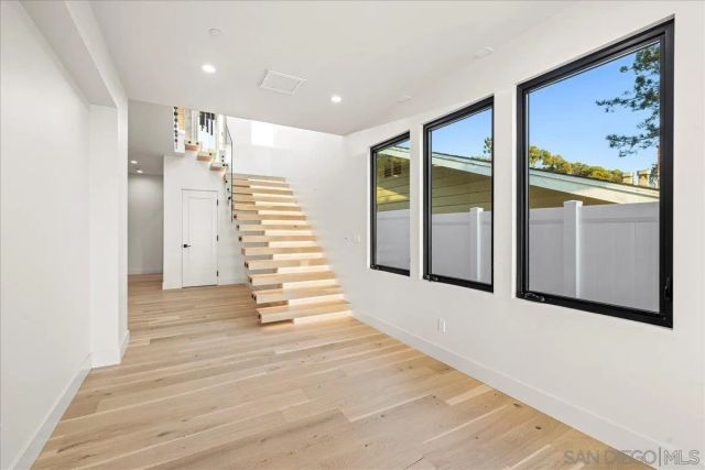 1009 Arcadia Road, Encinitas, CA 92024