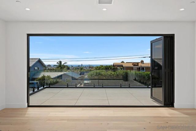 1009 Arcadia Road, Encinitas, CA 92024