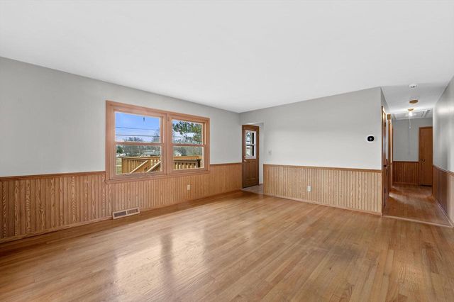 4884 W Willow ROAD, Brown Deer, WI 53223