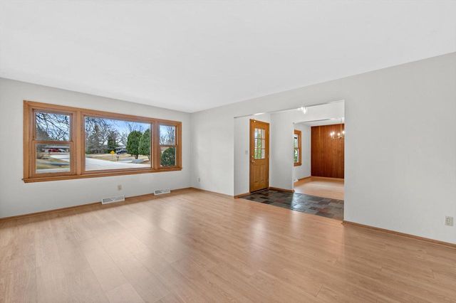 4884 W Willow ROAD, Brown Deer, WI 53223