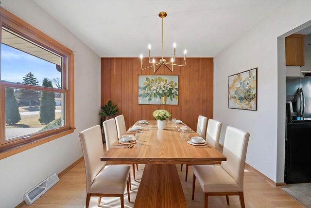 4884 W Willow ROAD, Brown Deer, WI 53223