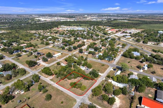 301 E Boyce ST, Manor, TX 78653