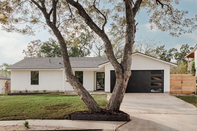 2009 Lear LN, Austin, TX 78745