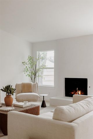 2009 Lear LN, Austin, TX 78745