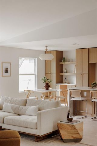 2009 Lear LN, Austin, TX 78745