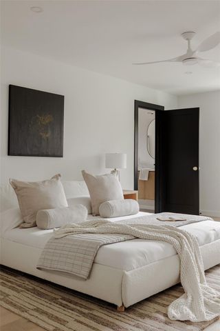 2009 Lear LN, Austin, TX 78745