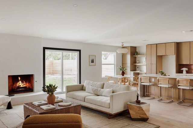 2009 Lear LN, Austin, TX 78745