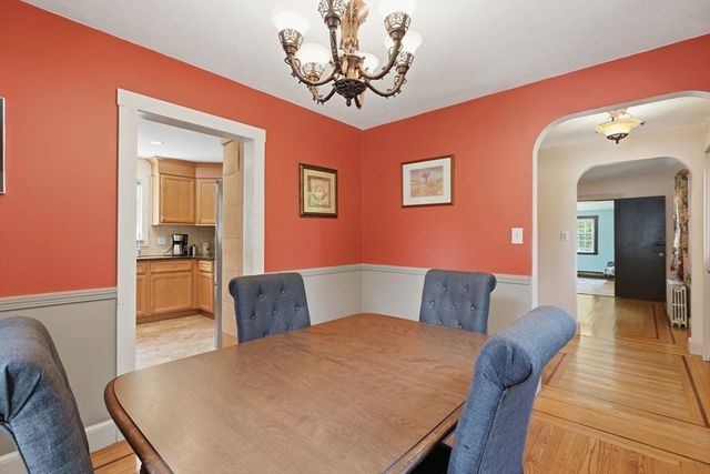 1 Valley View Rd, Wayland, MA 01778