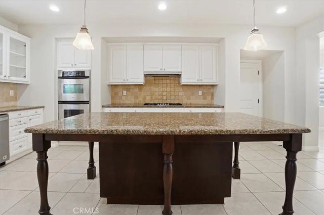 3057 S Hampton, Ontario, CA 91761