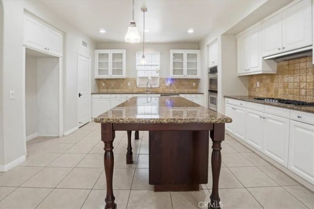 3057 S Hampton, Ontario, CA 91761