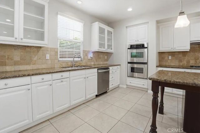 3057 S Hampton, Ontario, CA 91761