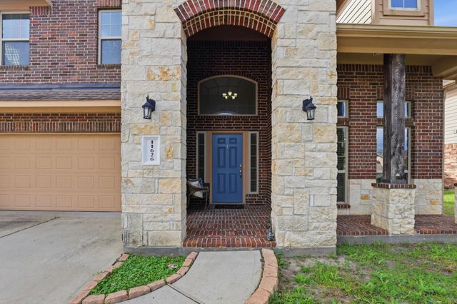 11626 Eagle Ridge Drive, Mont Belvieu, TX 77535