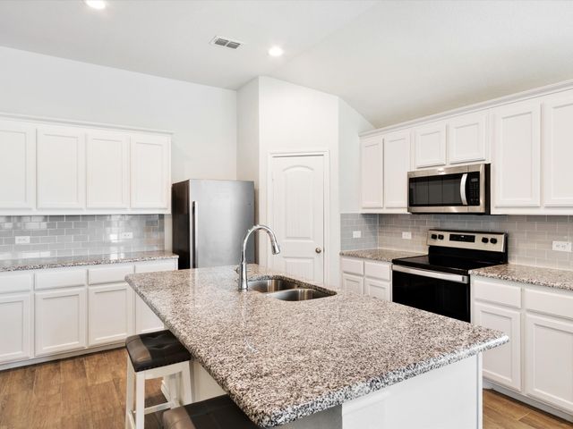712 Presidio Street, Aubrey, TX 76227