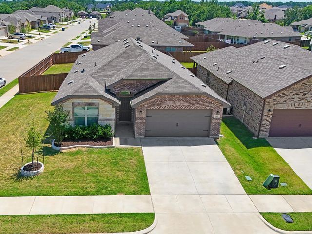 712 Presidio Street, Aubrey, TX 76227