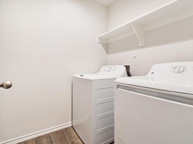 712 Presidio Street, Aubrey, TX 76227