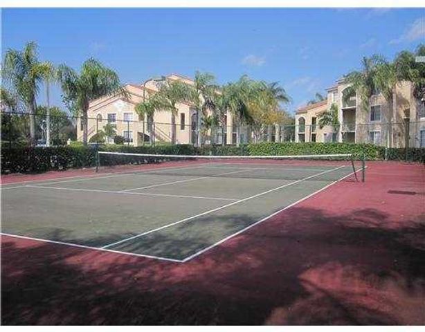 1727 Village Boulevard 111, West Palm Beach, FL 33409