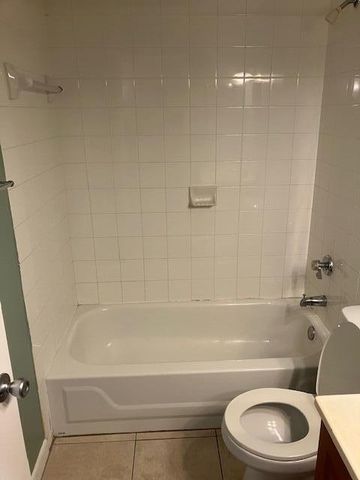 1727 Village Boulevard 111, West Palm Beach, FL 33409