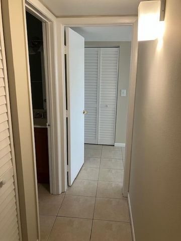 1727 Village Boulevard 111, West Palm Beach, FL 33409