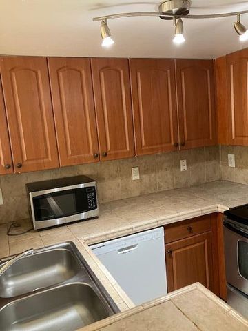 1727 Village Boulevard 111, West Palm Beach, FL 33409