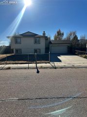 3114 Moonbeam Circle, Colorado Springs, CO 80916