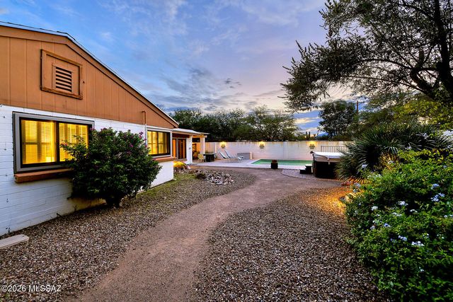 4234 E Texas Circle, Tucson, AZ 85711