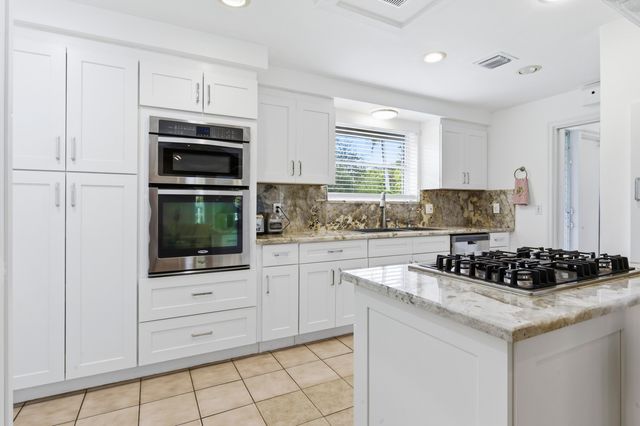 4268 Maurice Drive Main House, Delray Beach, FL 33445