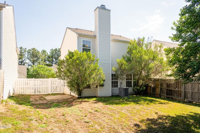 7524 Brighton Hill Lane, Raleigh, NC 27616