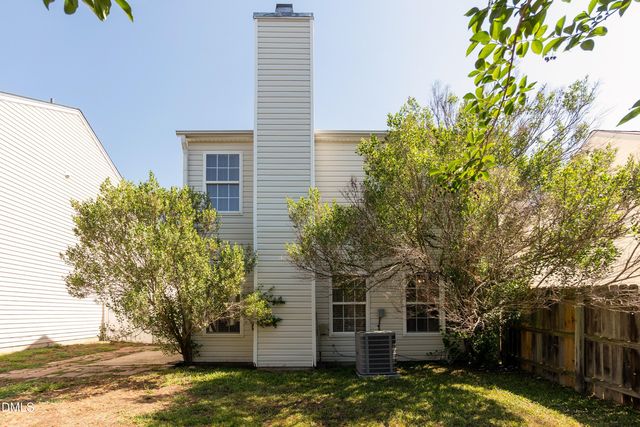 7524 Brighton Hill Lane, Raleigh, NC 27616