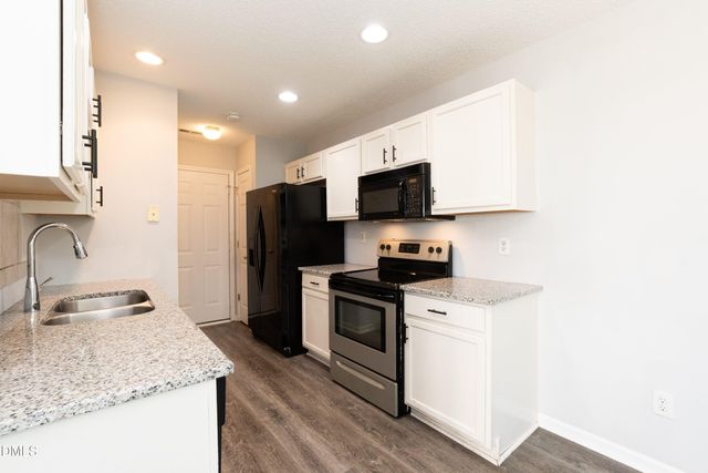 7524 Brighton Hill Lane, Raleigh, NC 27616