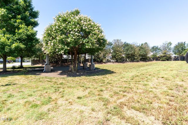 7524 Brighton Hill Lane, Raleigh, NC 27616