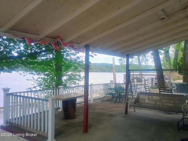 1710 Riverside Dr, Prospect, KY 40059