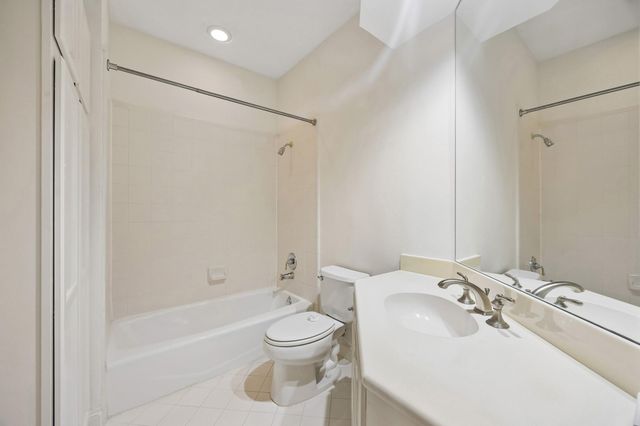 911 Birdsall Street, Houston, TX 77007