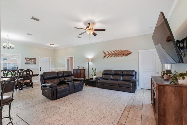 163 Heather Drive, Panama City Beach, FL 32413