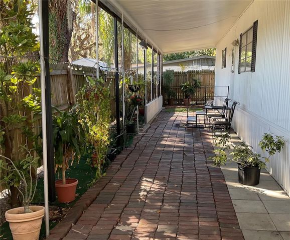 4707 E YUKON STREET, Tampa, FL 33617