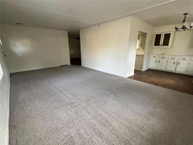 4707 E YUKON STREET, Tampa, FL 33617