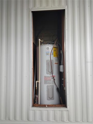 4707 E YUKON STREET, Tampa, FL 33617