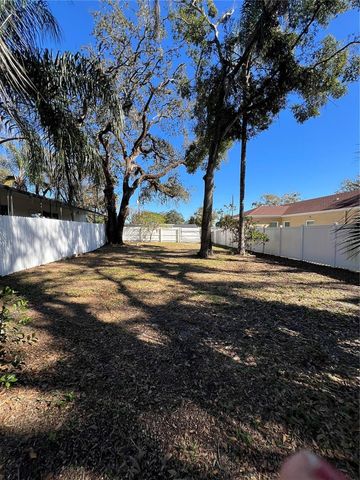 4707 E YUKON STREET, Tampa, FL 33617