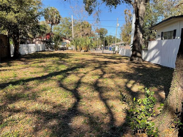 4707 E YUKON STREET, Tampa, FL 33617