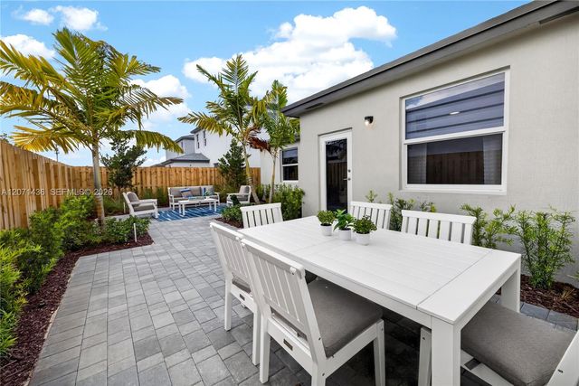 19424 SW 336 Terrace, Miami, FL 33034