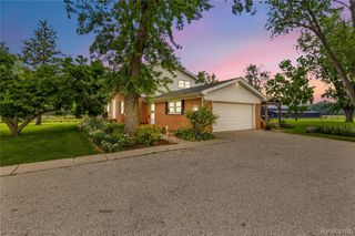 4925 S Huron River Drive, Berlin Charter Township, MI 48134