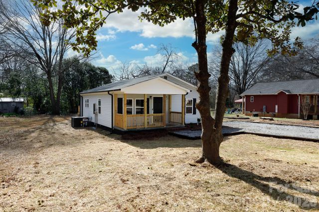 22 Center Street, York, SC 29745