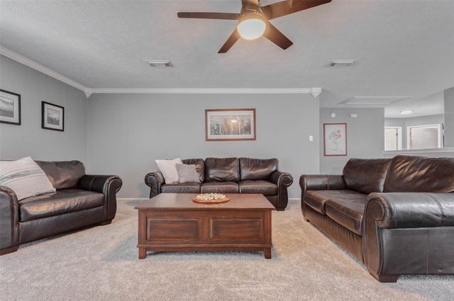 9215 Landry Boulevard, Spring, TX 77379