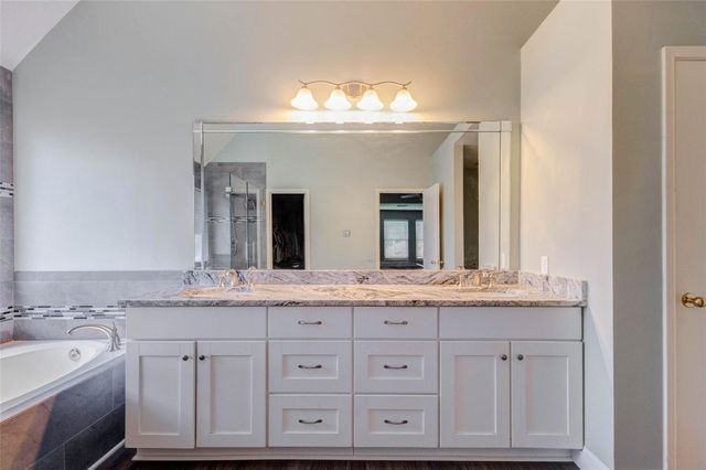 9215 Landry Boulevard, Spring, TX 77379