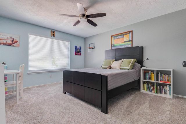 9215 Landry Boulevard, Spring, TX 77379