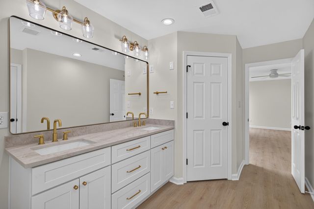 925 Winding Oak Trail, Lexington, KY 40511