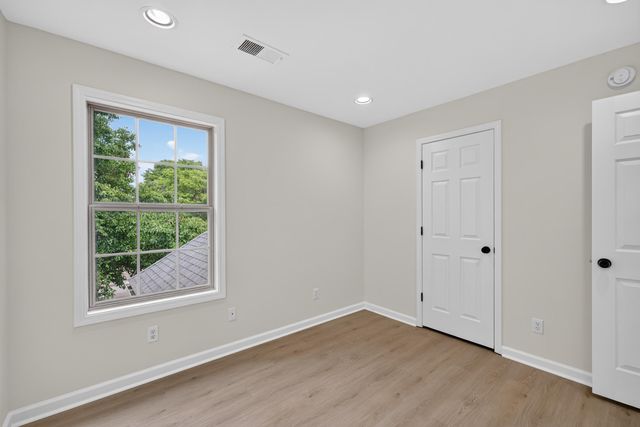 925 Winding Oak Trail, Lexington, KY 40511