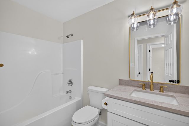 925 Winding Oak Trail, Lexington, KY 40511