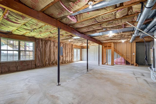 925 Winding Oak Trail, Lexington, KY 40511