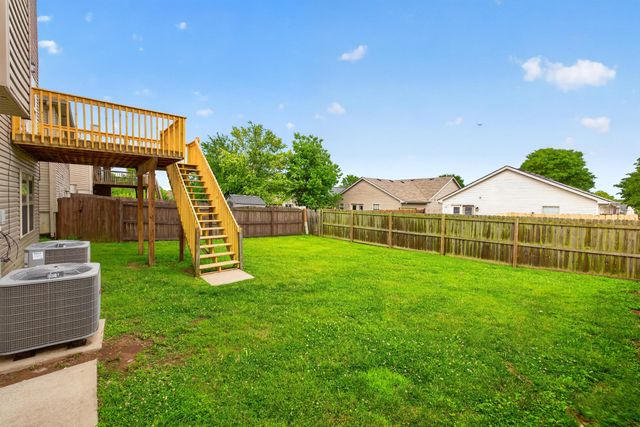 925 Winding Oak Trail, Lexington, KY 40511